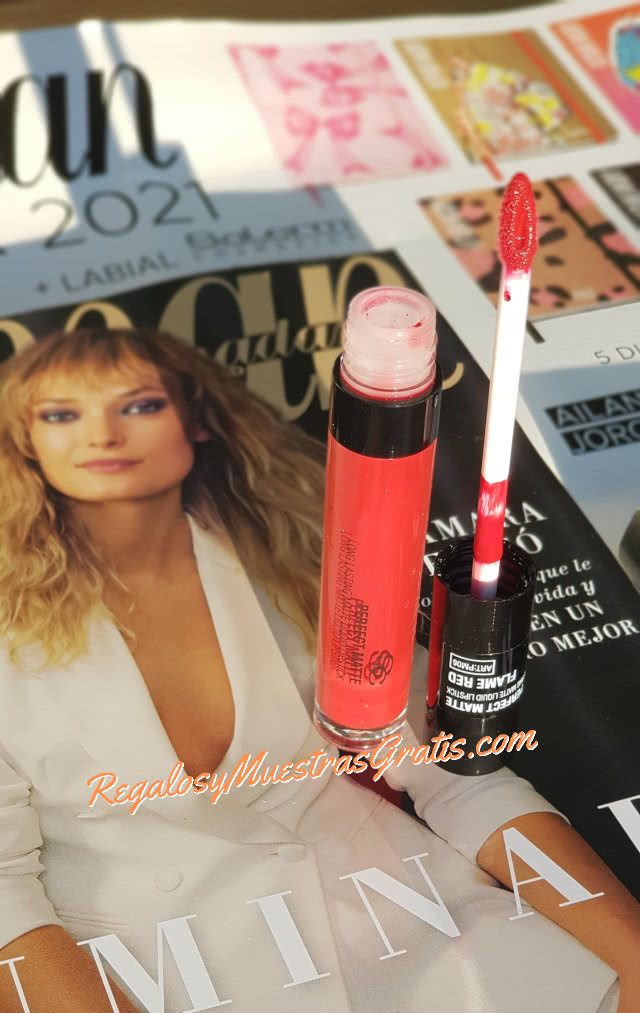 Regalos Revistas Diciembre 2020 Woman Labial Salerm