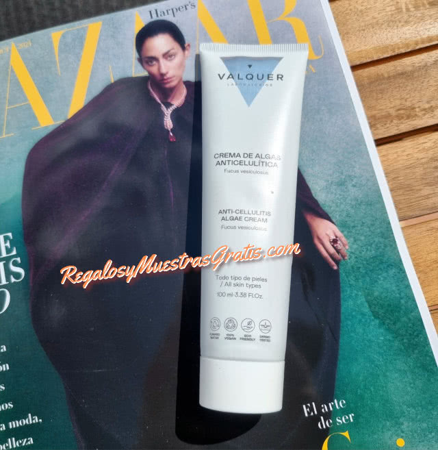 Regalos Revistas Octubre 2024 Harpers Bazaar Valquer
