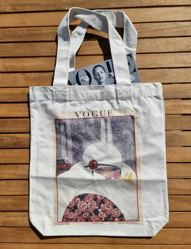 Regalos Revistas Noviembre 2024 Vogue Bolsa