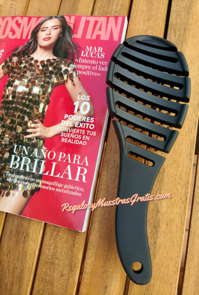 Regalos Revistas Enero 2026 Cosmopolitan Pocket Cepillo